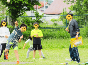 ソフトボール投げ